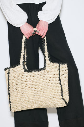 Contrast-Detail Straw Bag Beige-Black Striped