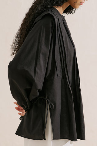 Flowing Tunic With Ruffle Detail Black