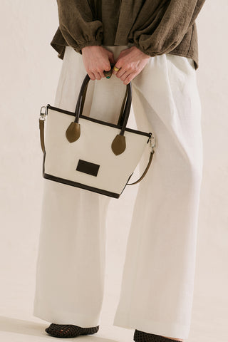 Nomad Medium Canvas Bag Brown