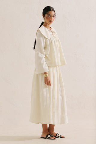Embroidered Muslin Wide Collar Blouse Ecru