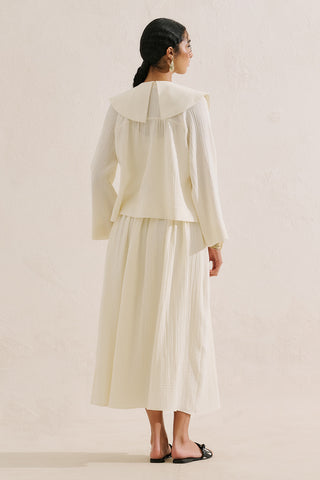 Embroidered Muslin Wide Collar Blouse Ecru