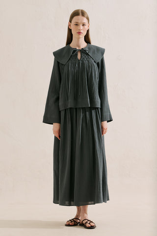 Embroidered Muslin Wide Collar Blouse Dark Green