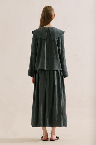 Embroidered Muslin Wide Collar Blouse Dark Green