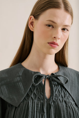 Embroidered Muslin Wide Collar Blouse Dark Green
