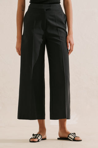 Classic Wide Leg Shorts Black