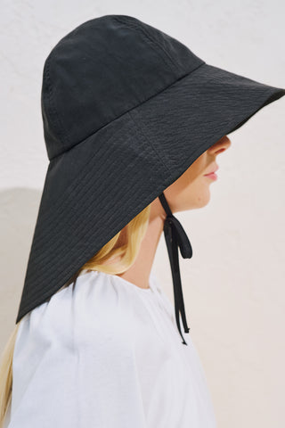 Tulip Wide Tie Hat Black