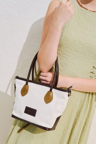 Nomad Medium Canvas Bag Brown