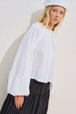 Voluminous Shirt With Lace Sleeves Ecru