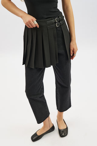 Pleated Skirt With Buckle Detail Black