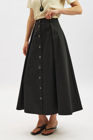 Lula Buttoned Skirt With Pleat Detail Black