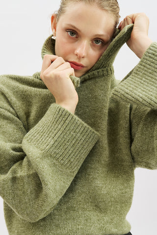 Wide Collar Oversized Sweater Green
