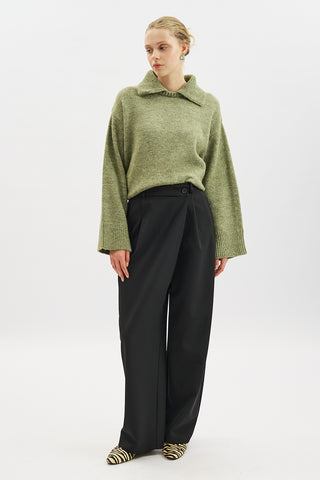 Wide Collar Oversized Sweater Green