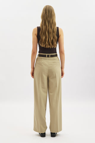 Classic Pleated Trousers Beige
