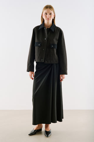 Velvet Collar Cropped Jacket With Pockets Black