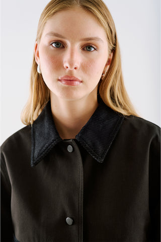 Velvet Collar Cropped Jacket With Pockets Black