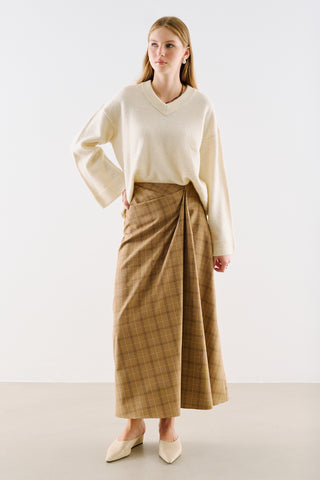 Cropped V-Neck Knit Sweater Ecru