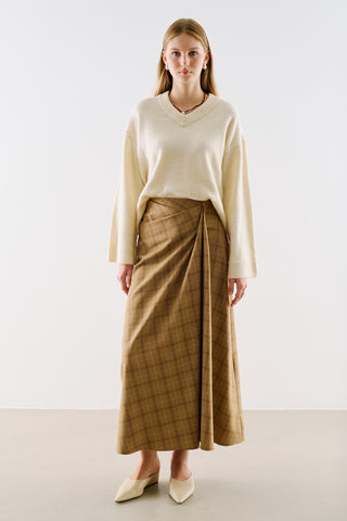 Cropped V-Neck Knit Sweater Ecru