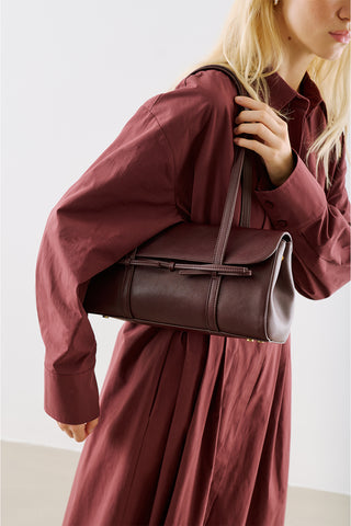 Misty Flap Shoulder Bag Burgundy