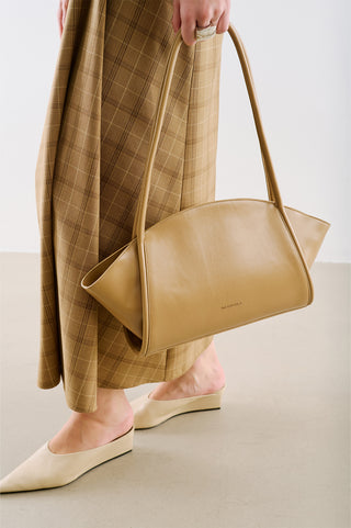 Rebel Shoulder Bag Beige