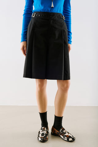 Pleated Bermuda Shorts With Belt Detail Black