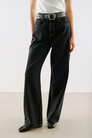 High-Rise Straight-Leg Jeans Black
