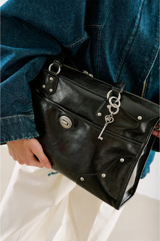 Chelsea Large Buckle Bag Black