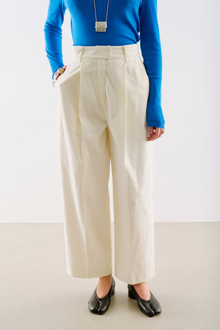 Pleated Gabardine Straight Leg Trousers Ecru