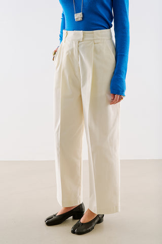 Pleated Gabardine Straight Leg Trousers Ecru