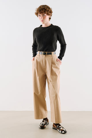 Crew Neck Cropped Knit Sweater Black