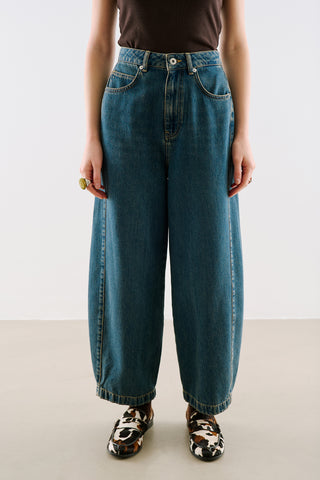 Mid-Rise Barrel-Leg Jeans Blue
