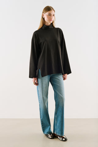High-Neck Long-Sleeve T-Shirt Black