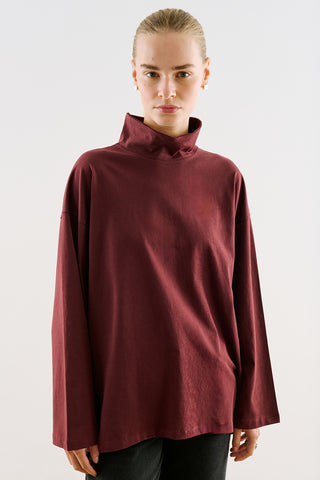 High-Neck Long-Sleeve T-Shirt Burgundy
