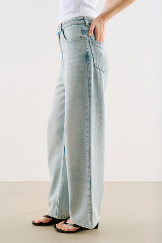 Mid-Rise Wide-Leg Jeans Blue