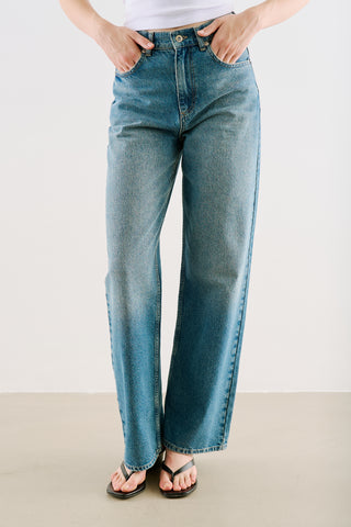 High-Rise Straight-Leg Jeans Blue