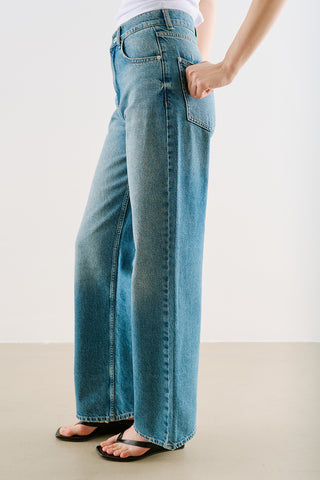 High-Rise Straight-Leg Jeans Blue
