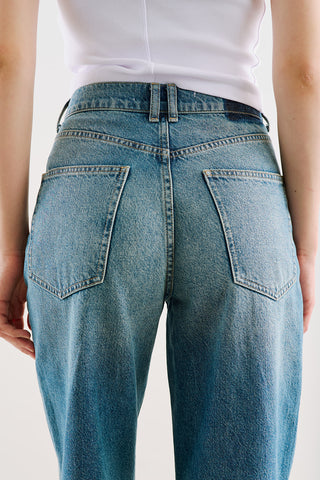 High-Rise Straight-Leg Jeans Blue