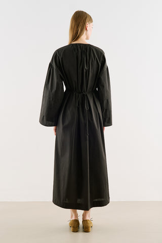 Pintuck-Detail Dress With Wide Sleeves Black