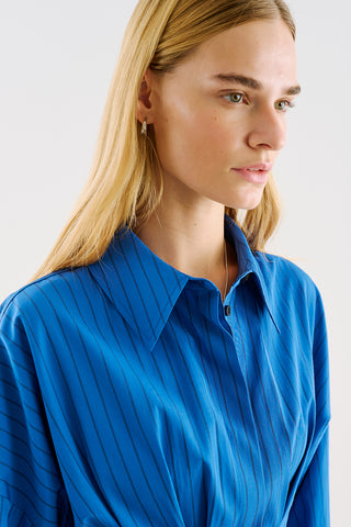 Cropped Printed Shirt With Pleat Detail Blue Striped