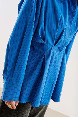 Cropped Printed Shirt With Pleat Detail Blue Striped