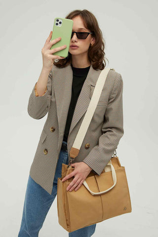 Everyday Canvas Bag Camel