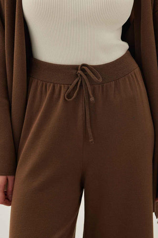 Thin Knitted Trousers Brown