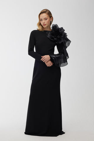 Broş Detaylı Organze Abiye Elbise Siyah