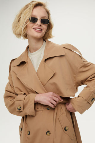 Double-Breasted Trench Coat With Buttons Camel