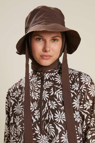 Bucket Hat With String Brown