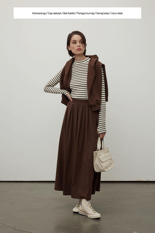 Comfortable Fit Skirt Brown