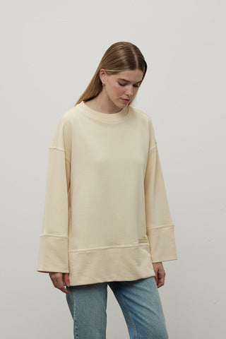 Stich Detailed Comfy Sweatshirt Beige