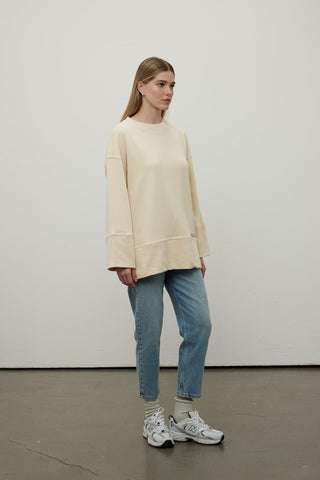 Stich Detailed Comfy Sweatshirt Beige