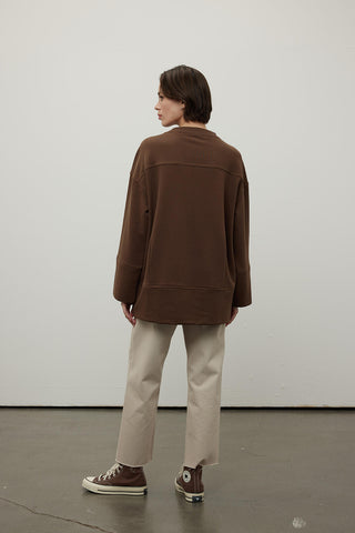 Stich Detailed Comfy Sweatshirt Brown