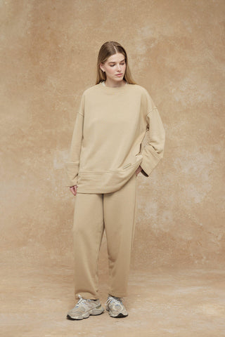 Stich Detailed Comfy Sweatshirt Camel