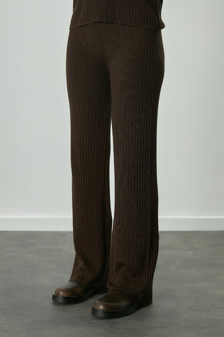 Ribbed Knit Trousers Dark Brown